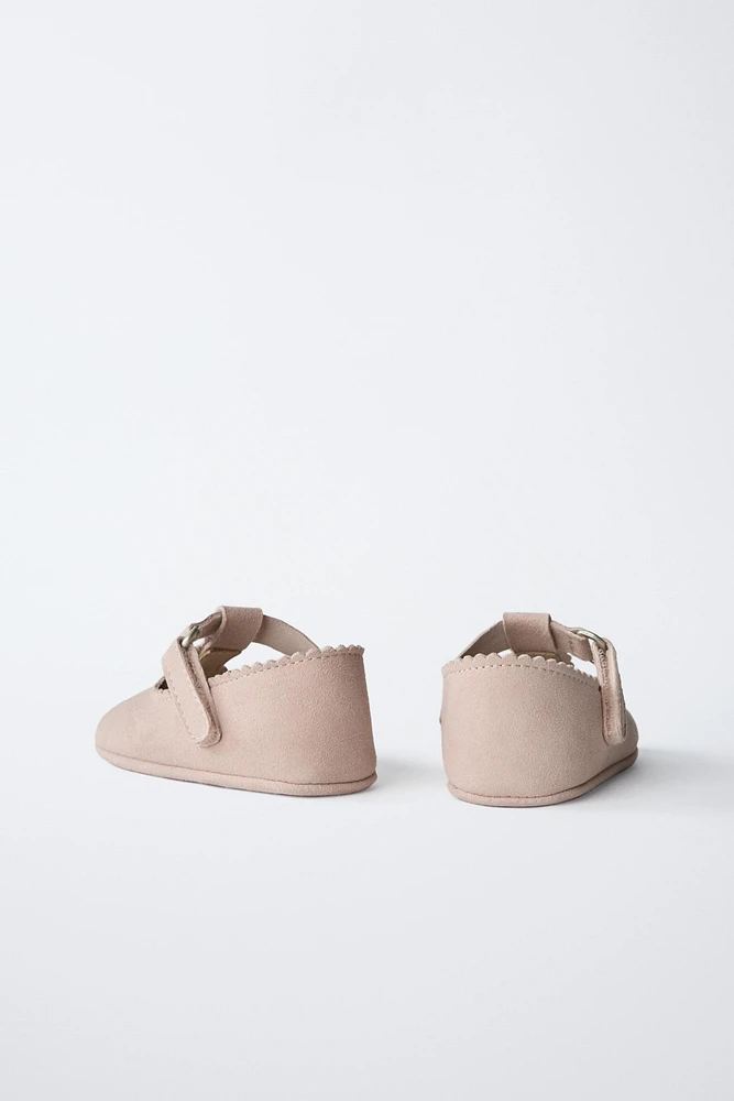 BALLERINES EN CUIR