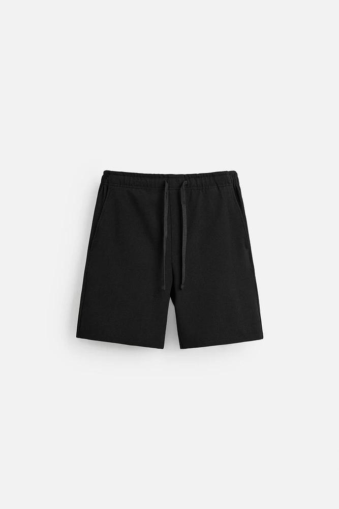TEXTURED COMFORT SHORTS