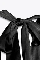 HALTER SATIN EFFECT TOP