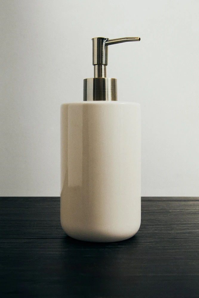 DISTRIBUTEUR SAVON BRILLANT