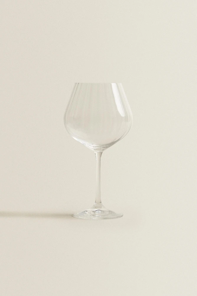 WAVY-EFFECT BOHEMIA CRYSTAL WINE GLASS