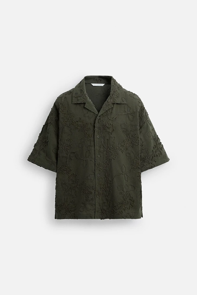 FLORAL APPLIQUÉ SHIRT