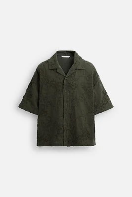 FLORAL APPLIQUÉ SHIRT