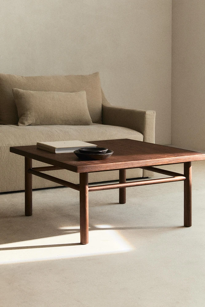 TABLE BASSE PLANCHES