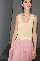 BASIC KNIT TOP