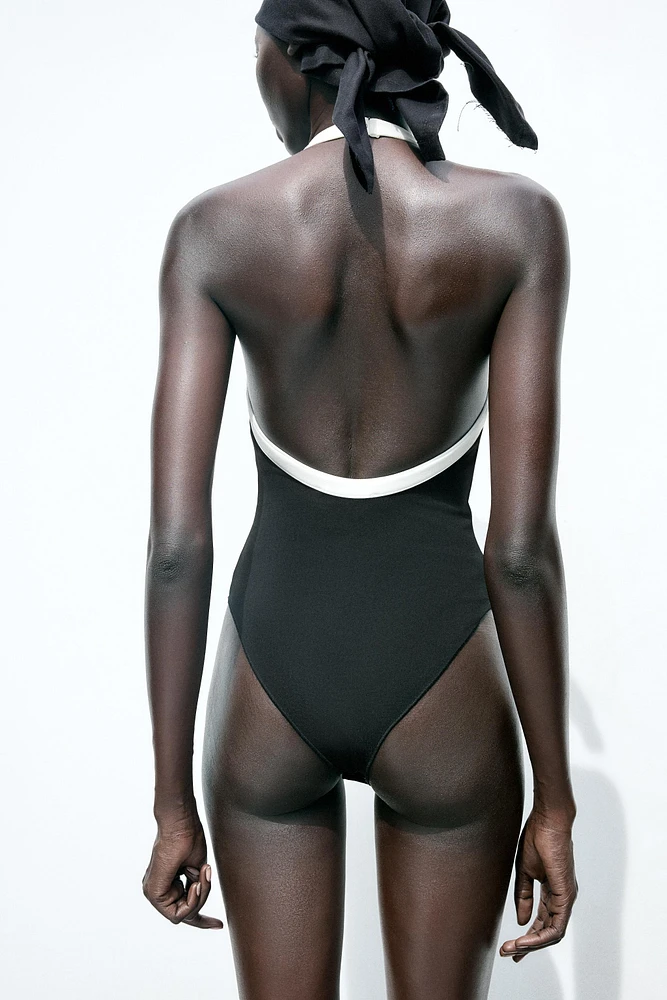 CONTRAST STRETCH BODYSUIT