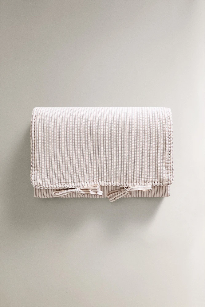 MATELAS À LANGER ENFANT RAYURES CARREAUX