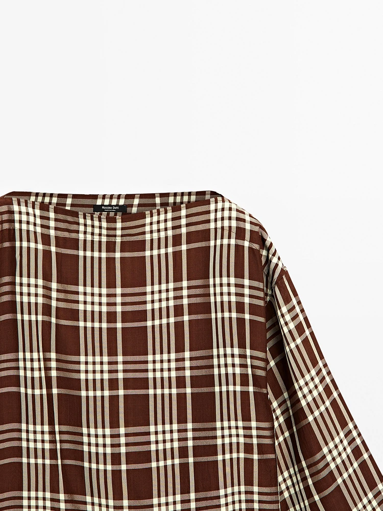 Flowing check blouse