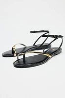 FLAT SANDALS WITH DETAIL