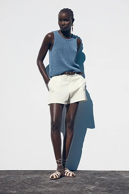 PLEATED SHORTS WITH BELT