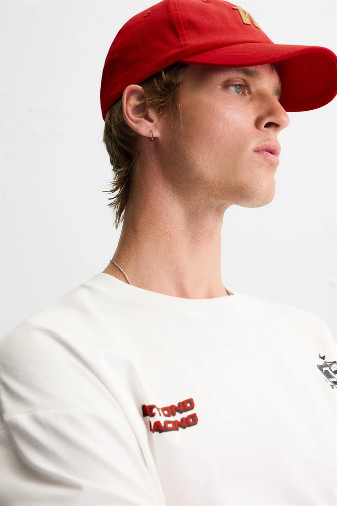 CASQUETTE AVEC BRODERIE EN CONTRASTE