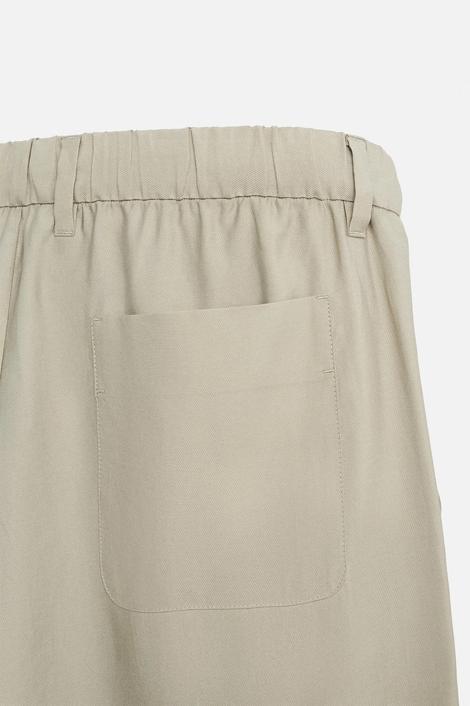 PANTALON EN MÉLANGE DE LYOCELL
