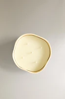 (540 G) BOUGIE PARFUMÉE WHITE PETALS