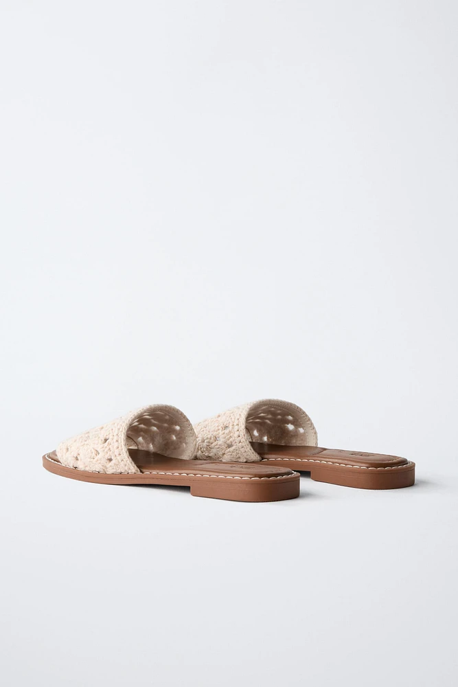 CROCHET FLAT SANDALS