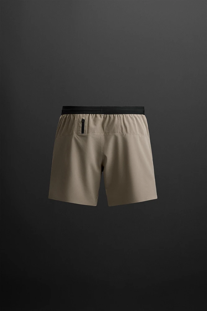 BASIC TRAINING SHORTS