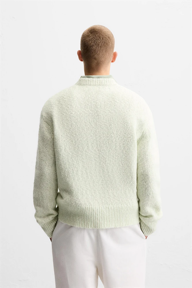 IRREGULAR TEXTURE SWEATER