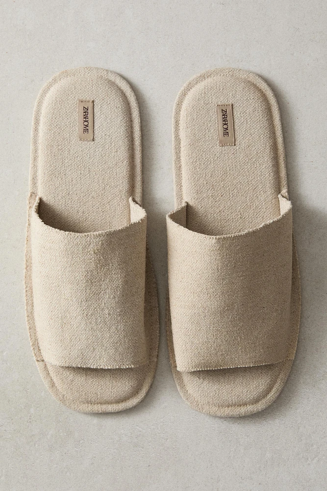 CHAUSSONS À BOUT OUVERT LIN