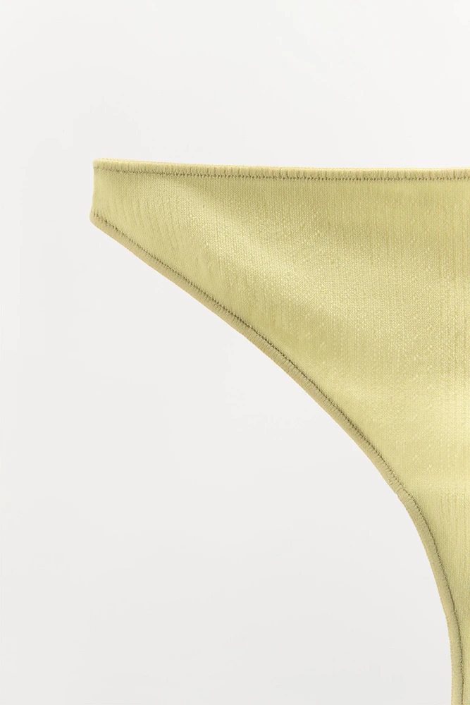 TANGA POINTELLE LACET SATINÉ