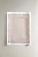 DOUBLE-LAYER LINEN TABLE RUNNER