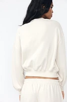 BASIC PLUSH SWEATSHIRT