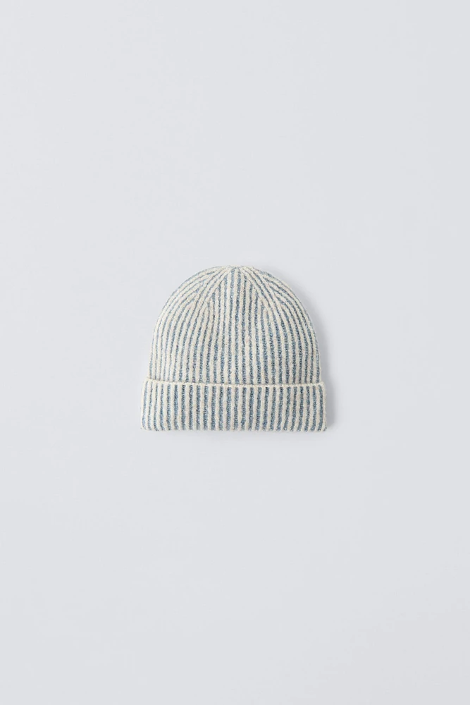 KNIT HAT