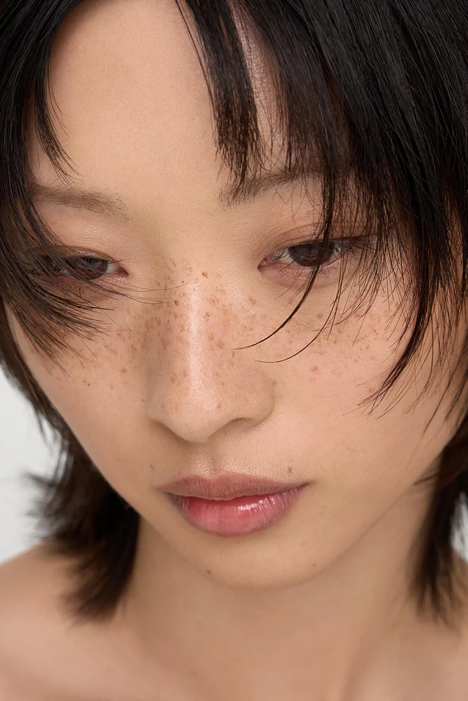 2 IN 1 FRECKLE PEN & EYELINER