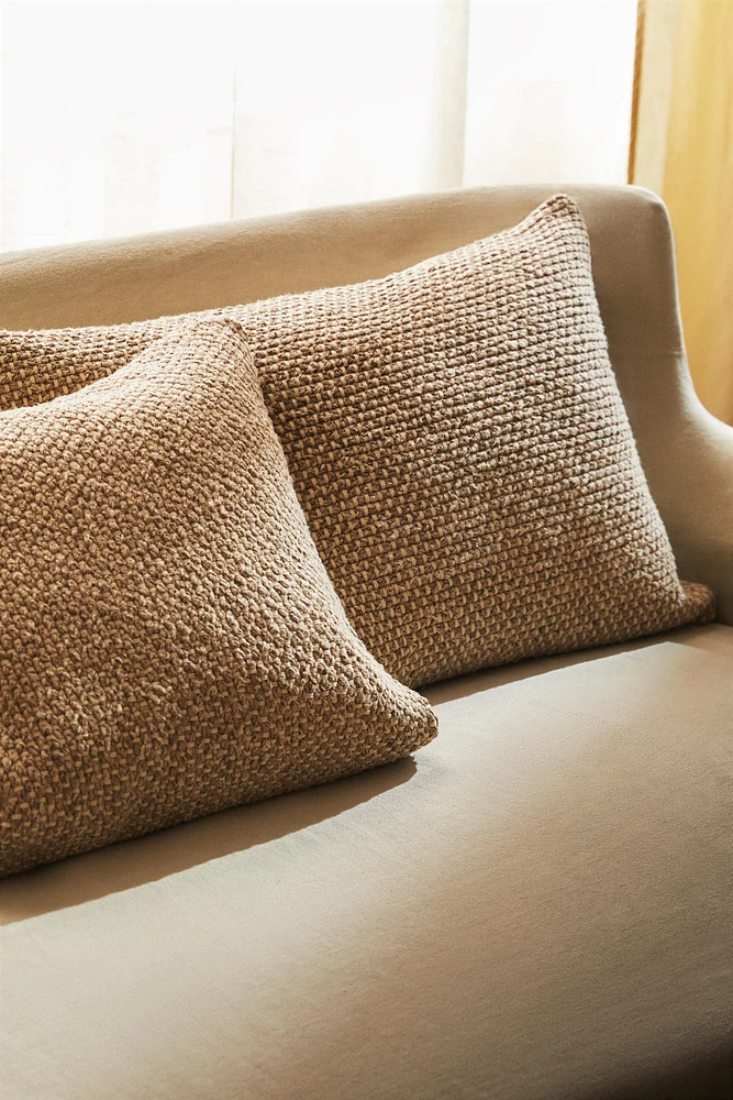 PLAITED THROW PILLOW COVER