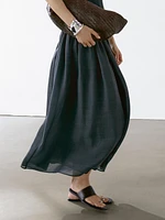 Long flounce dress with pintucks