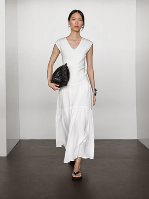 Long contrast V-neck dress