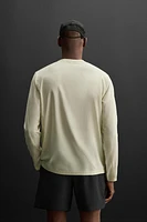 T-SHIRT PERFORÉ À MANCHES LONGUES