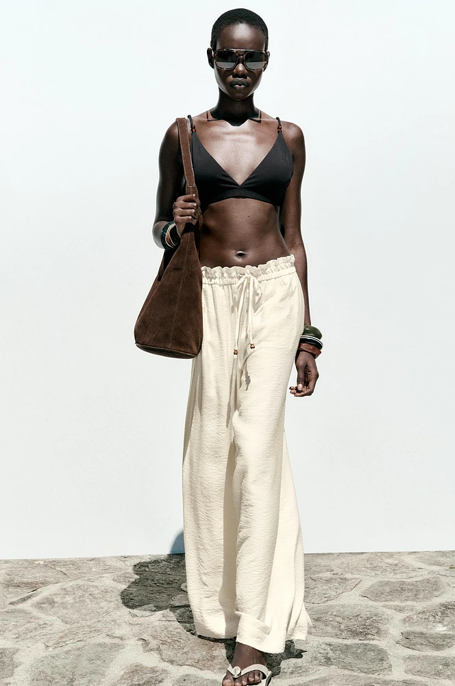 FLOWY WIDE LEG PANTS