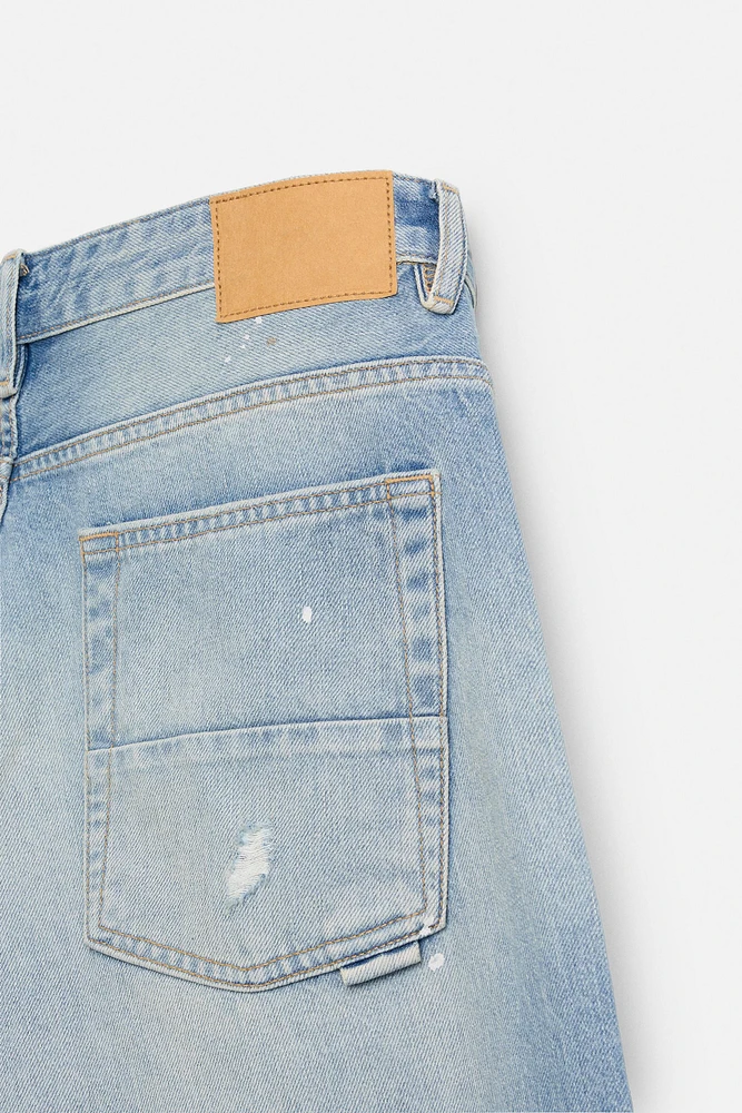 RIPPED BAGGY FIT JEANS