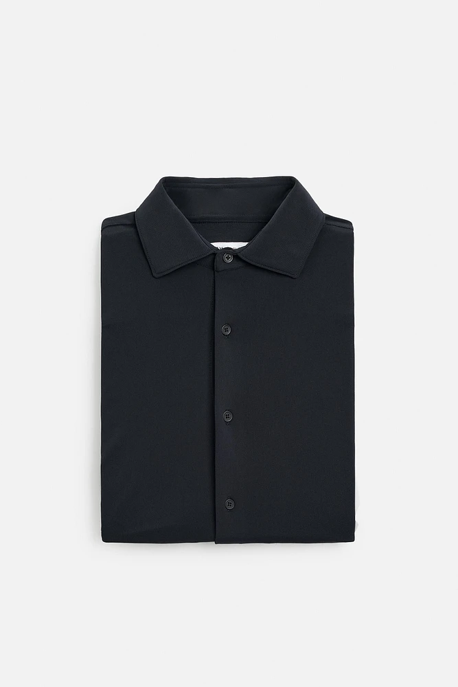 TEXTURED STRETCH SHIRT