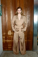 BELTED BLAZER WITH SHOULDER PADS