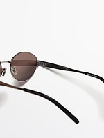 Oval metal sunglasses