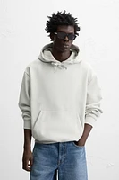 BASIC HOODIE SWEATSHIRT