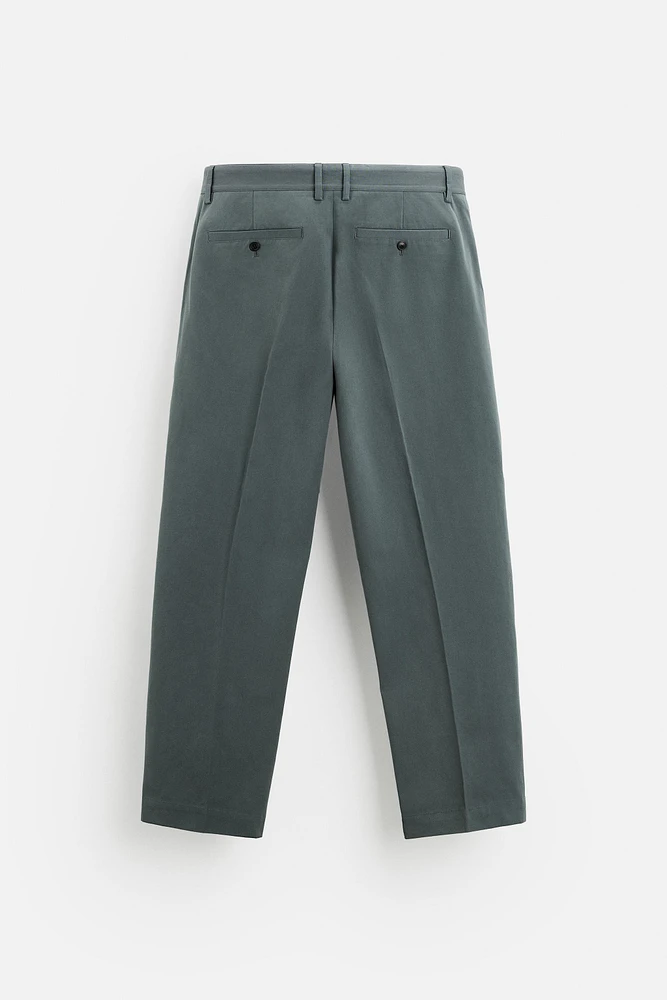 PANTALON STRAIGHT FIT À PLIS