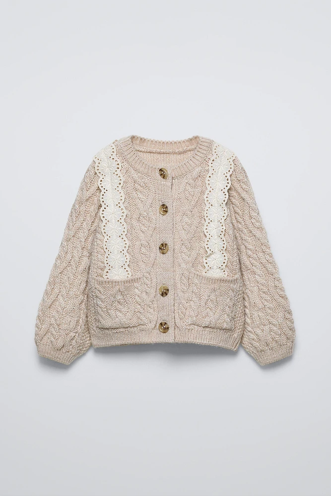 LACE TRIM KNIT CARDIGAN