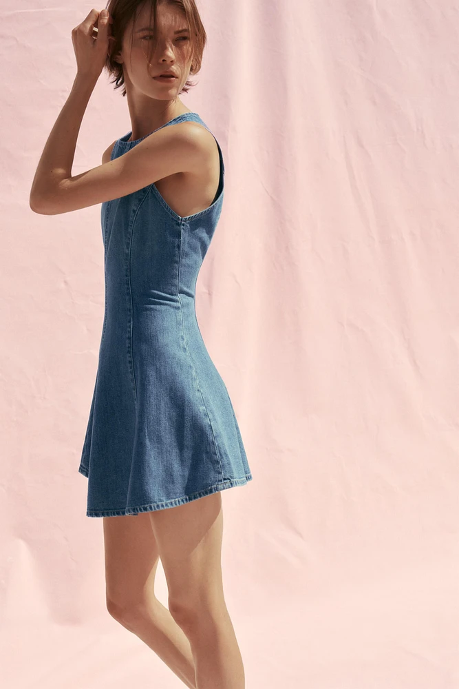 ROBE EN JEAN TRF À GODETS