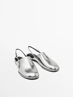 Metallic flat shoes