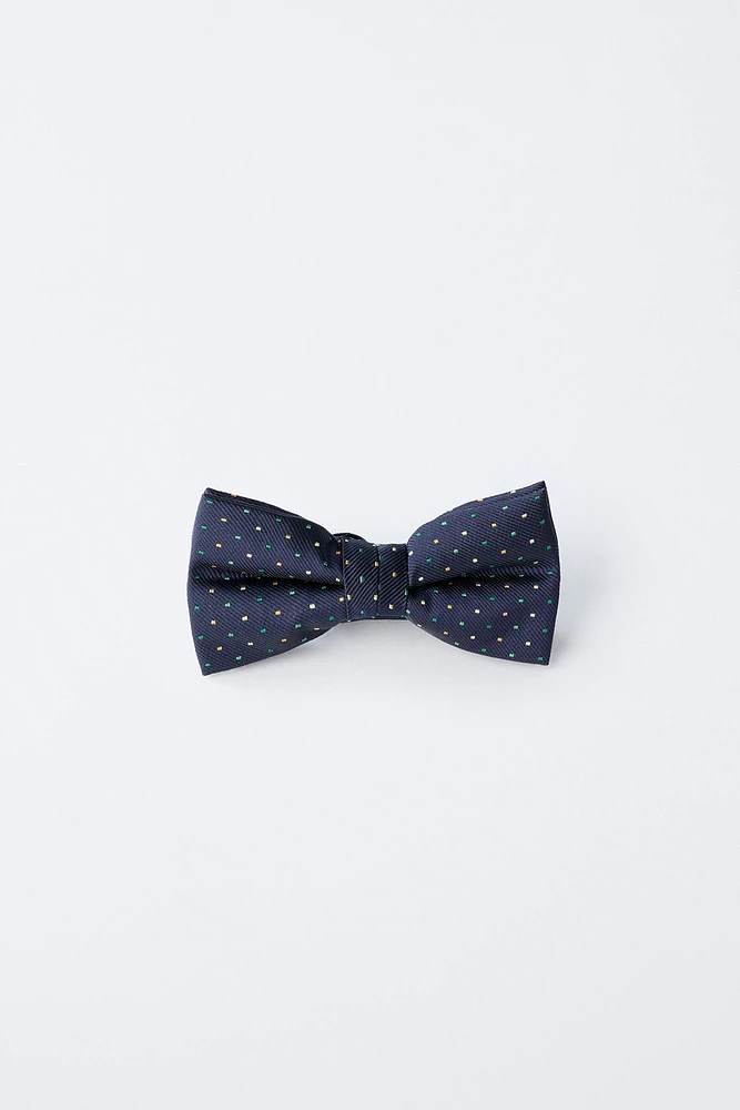 POLKA DOT PRINT BOW TIE