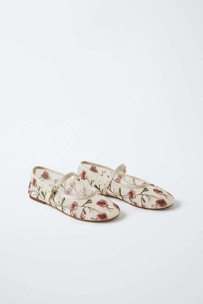 EMBROIDERED BALLET FLATS