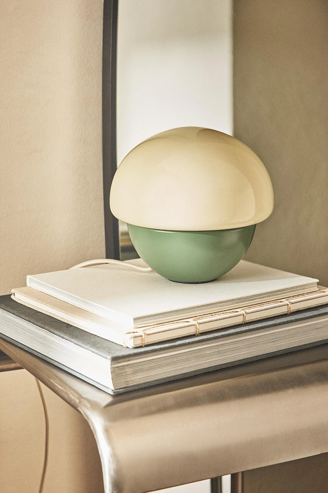 OVAL TABLE LAMP