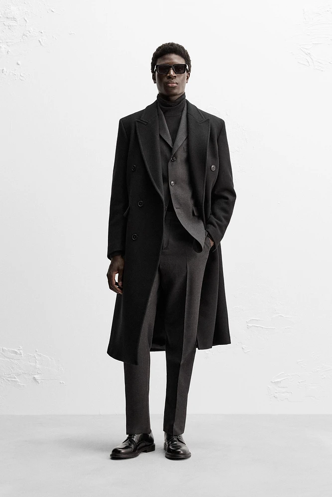 DOUBLE-BREASTED WOOL COAT