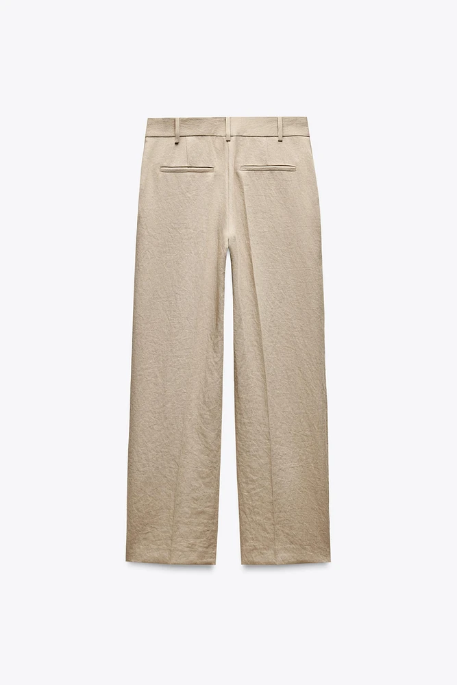 STRAIGHT CUT PLEATED PANTS