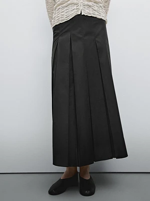 Midi skirt with asymmetric pleats