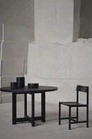 CHAIR 04