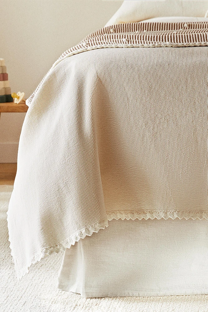 FADED LINEN BEDSKIRT