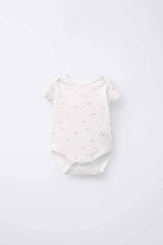 FIVE-PACK OF SNAIL BODYSUITS