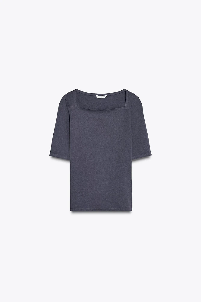 SQUARE NECK SHIRT